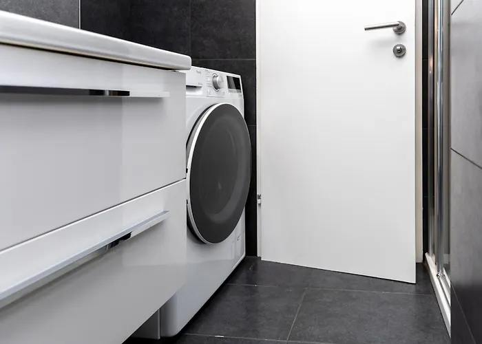 N14 Enjoy Apartments, Ac ,quiet Street, Two Bedrooms Sleeps 6, Very Spacey Apartamento